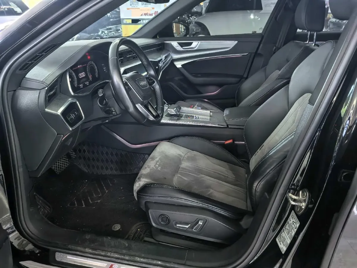 2023 Audi A6L 2.0T 190HP L4 7DCT,autocango,china used car exporter,china ev exporter,chinese used car exporter,chinese used ev exporter