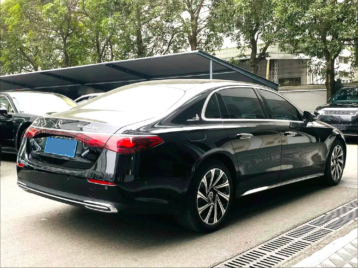 2024 Mercedes-Benz E Class 2.0T 258HP L4 9AT,autocango,china used car exporter,china ev exporter,chinese used car exporter,chinese used ev exporter