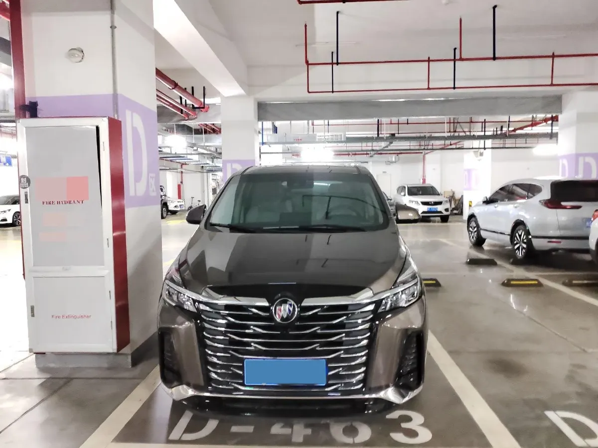 2023 Buick GL8 2.0T 237HP L4 9AT,autocango,china used car exporter,china ev exporter,chinese used car exporter,chinese used ev exporter