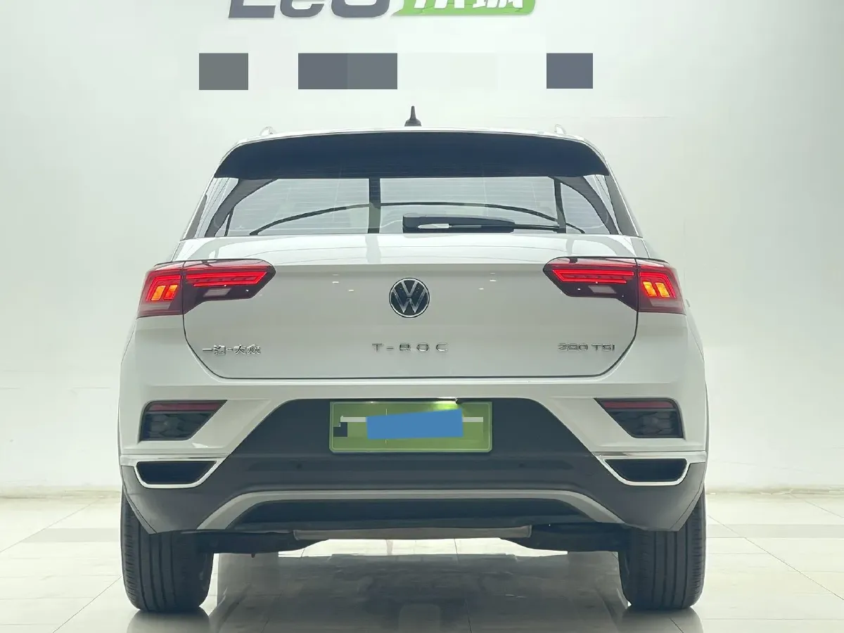 2022 Volkswagen T-Roc 1.4T 150HP L4 7DCT,autocango,china used car exporter,china ev exporter,chinese used car exporter,chinese used ev exporter