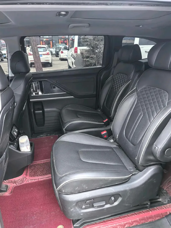 2022 Hyundai Custo 1.5T 170HP L4 8AT,autocango,china used car exporter,china ev exporter,chinese used car exporter,chinese used ev exporter