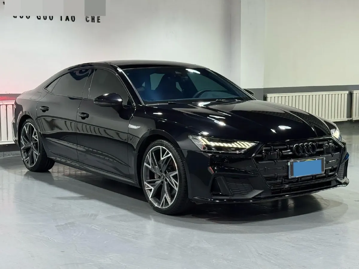 2024 Audi A7L 2.0T 245HP L4 7DCT,autocango,china used car exporter,china ev exporter,chinese used car exporter,chinese used ev exporter