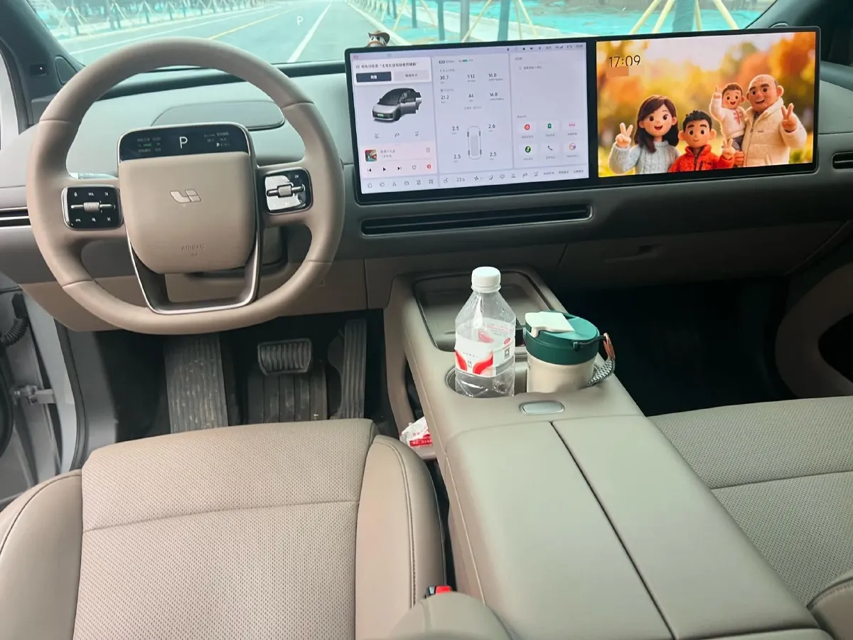 2025 Li i6 BEV,autocango,china used car exporter,china ev exporter,chinese used car exporter,chinese used ev exporter