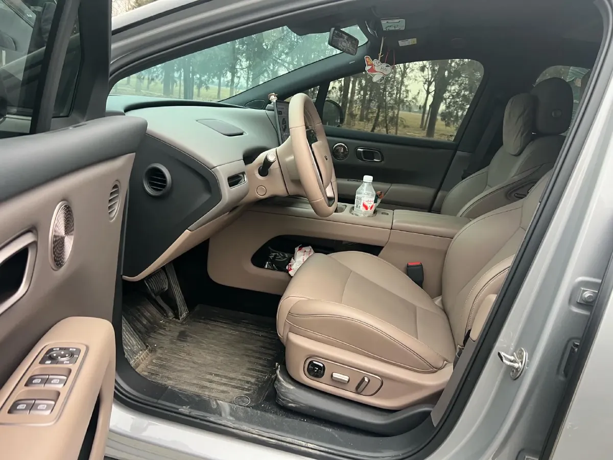 2025 Li i6 BEV,autocango,china used car exporter,china ev exporter,chinese used car exporter,chinese used ev exporter