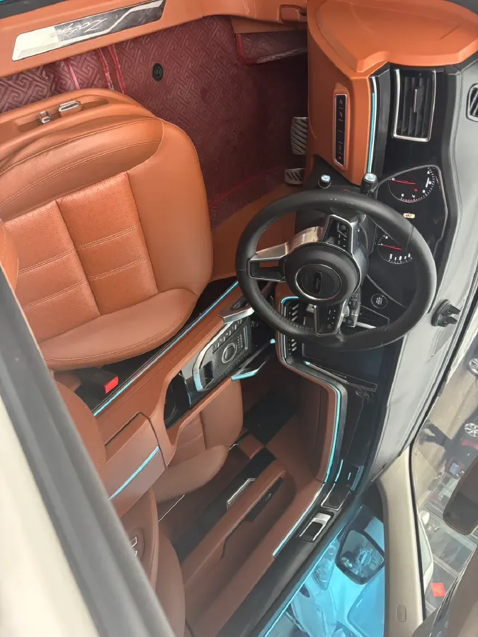 2017 Zotye T700 1.8T 177HP L4 6DCT,autocango,china used car exporter,china ev exporter,chinese used car exporter,chinese used ev exporter