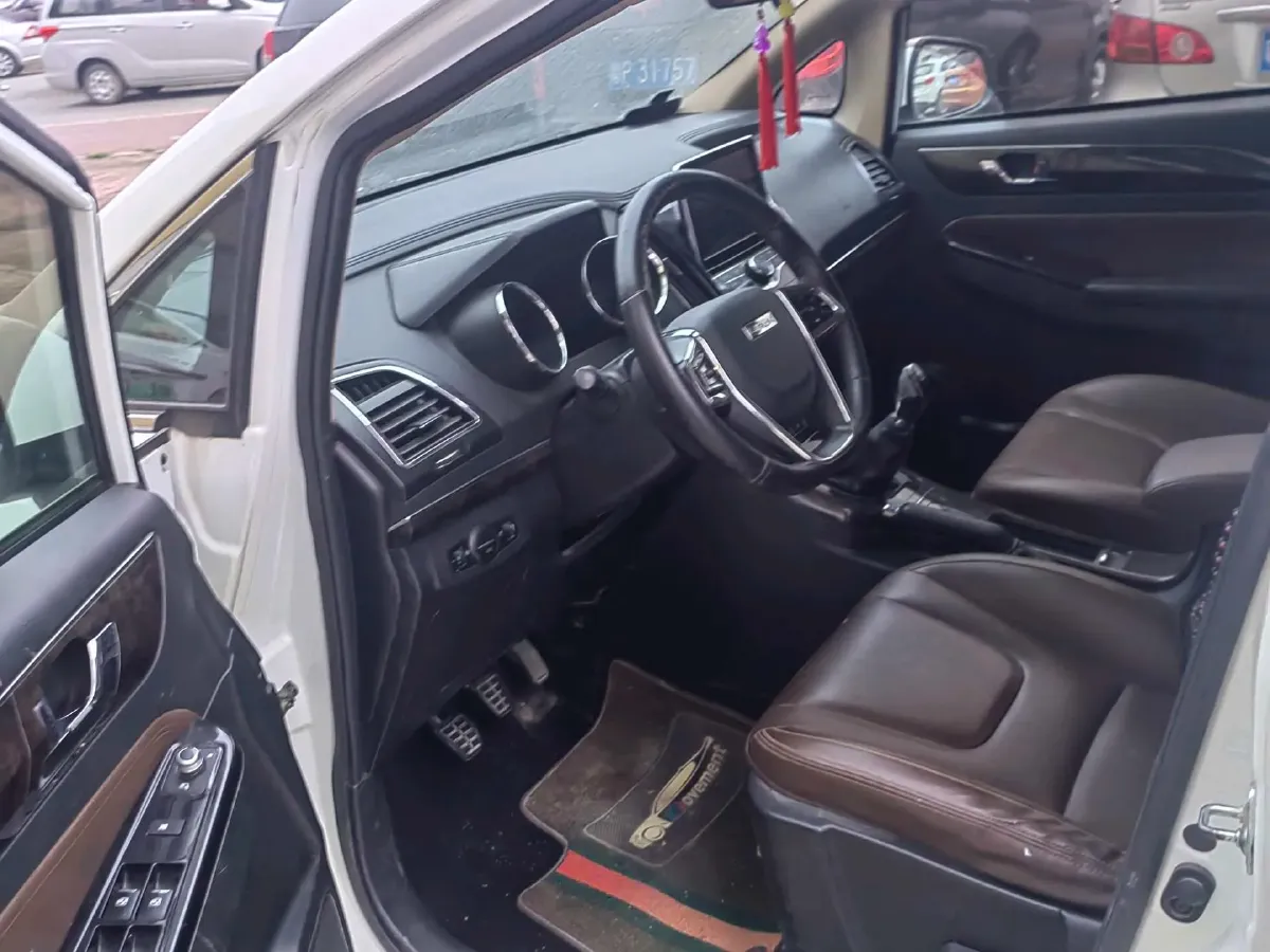 2017 LiFan XuanLang 1.8L 133HP L4 5MT,autocango,china used car exporter,china ev exporter,chinese used car exporter,chinese used ev exporter