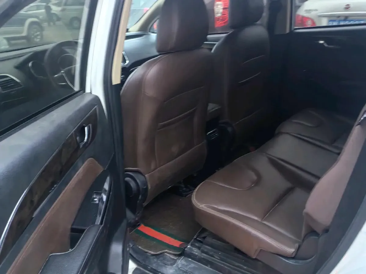 2017 LiFan XuanLang 1.8L 133HP L4 5MT,autocango,china used car exporter,china ev exporter,chinese used car exporter,chinese used ev exporter