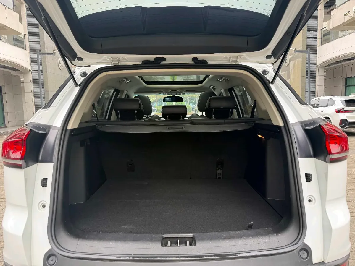 2020 Geely Azkarra 1.8T 184HP L4 7DCT,autocango,china used car exporter,china ev exporter,chinese used car exporter,chinese used ev exporter