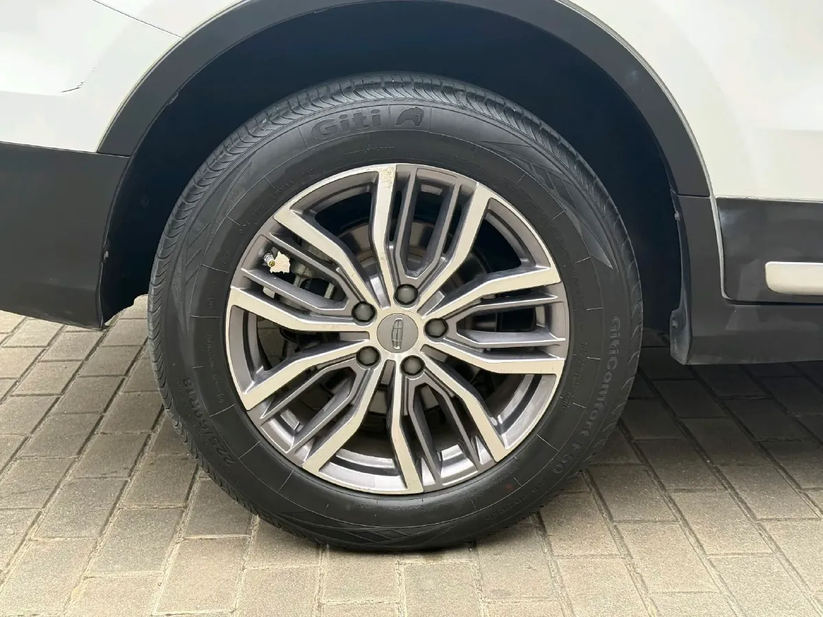 2020 Geely Azkarra 1.8T 184HP L4 7DCT,autocango,china used car exporter,china ev exporter,chinese used car exporter,chinese used ev exporter