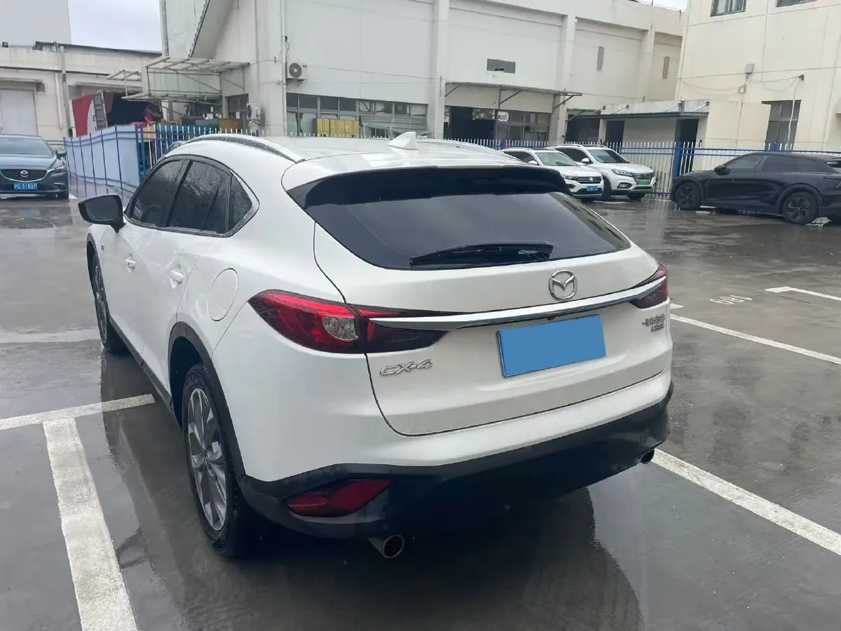 2018 Mazda CX-4 2.5L 192HP L4 6AT,autocango,china used car exporter,china ev exporter,chinese used car exporter,chinese used ev exporter