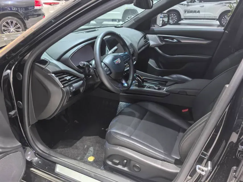 2023 Cadillac CT5 2.0T 237HP L4 10AT,autocango,china used car exporter,china ev exporter,chinese used car exporter,chinese used ev exporter