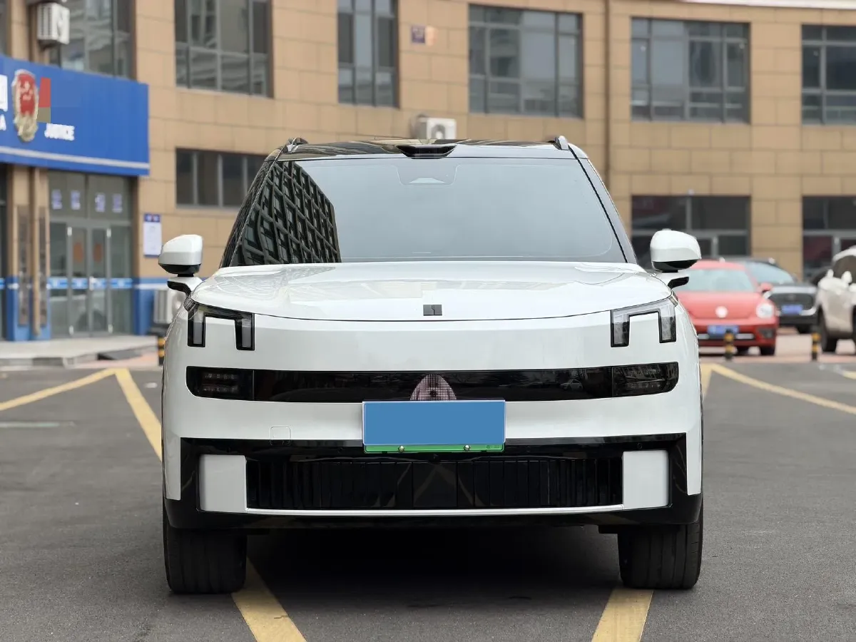 2025 LYNK&CO 900 2.0T 254HP L4 3DHT PHEV,autocango,china used car exporter,china ev exporter,chinese used car exporter,chinese used ev exporter