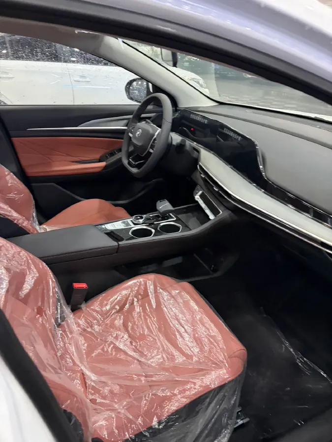 2025 ChangAn Eado 1.4T 160HP L4 7DCT,autocango,china used car exporter,china ev exporter,chinese used car exporter,chinese used ev exporter