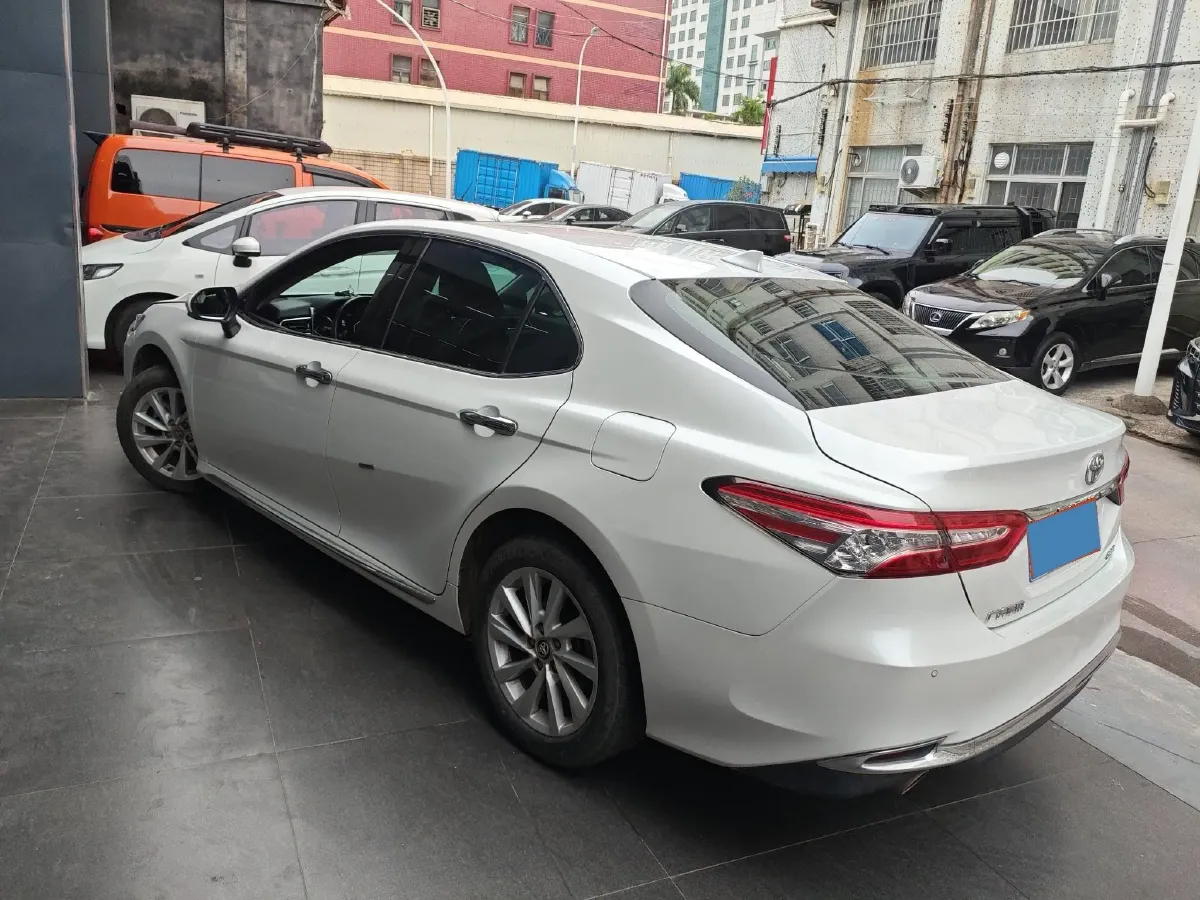 2023 Toyota Camry 2.0L 177HP L4 CVT,autocango,china used car exporter,china ev exporter,chinese used car exporter,chinese used ev exporter