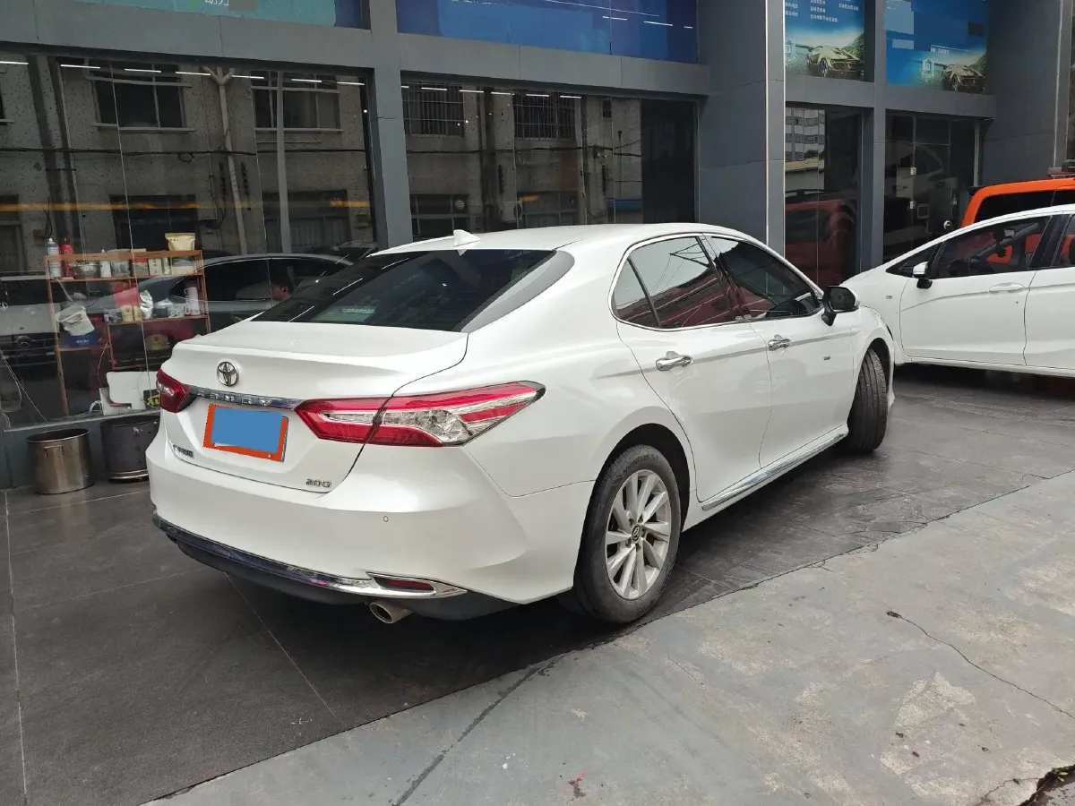 2023 Toyota Camry 2.0L 177HP L4 CVT,autocango,china used car exporter,china ev exporter,chinese used car exporter,chinese used ev exporter