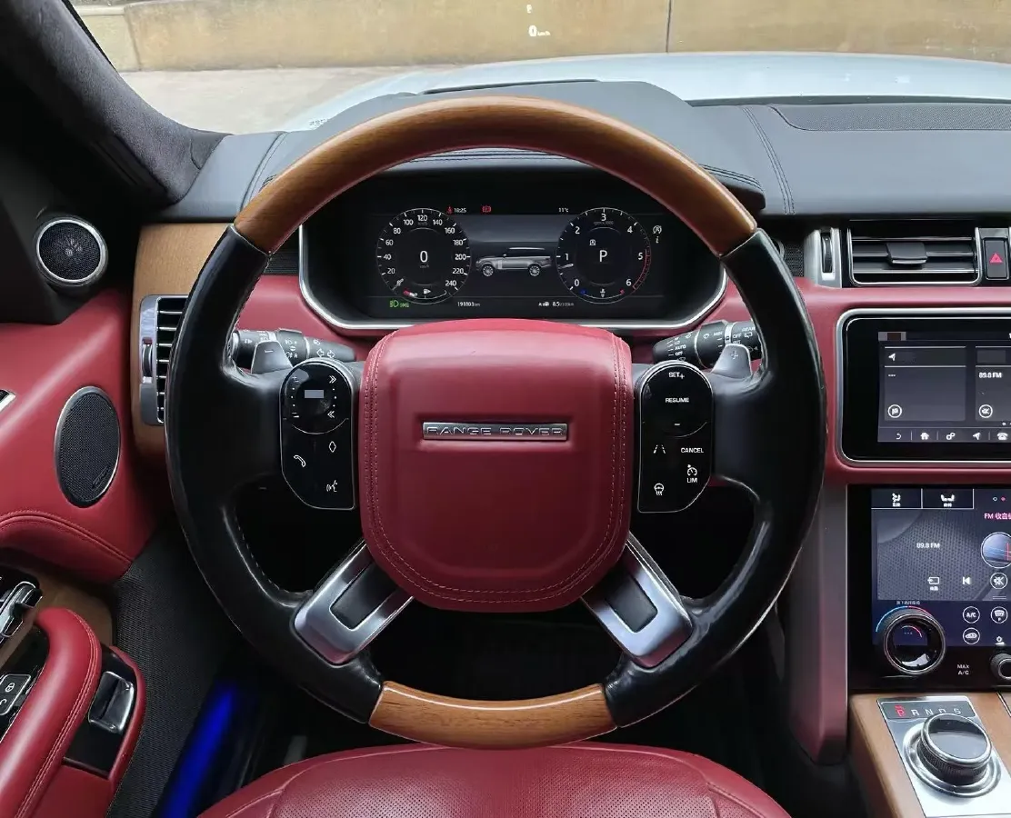 2018 Land Rover Range Rover Evoque 2.0T 241HP L4 9AT,autocango,china used car exporter,china ev exporter,chinese used car exporter,chinese used ev exporter