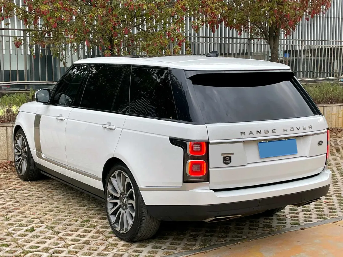 2018 Land Rover Range Rover Evoque 2.0T 241HP L4 9AT,autocango,china used car exporter,china ev exporter,chinese used car exporter,chinese used ev exporter