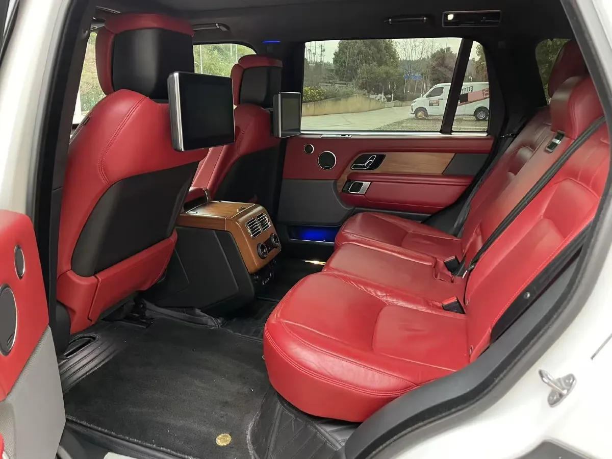 2018 Land Rover Range Rover Evoque 2.0T 241HP L4 9AT,autocango,china used car exporter,china ev exporter,chinese used car exporter,chinese used ev exporter