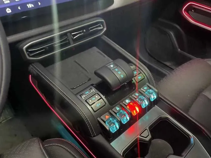 2025 FangChengBao Tai 3 BEV,autocango,china used car exporter,china ev exporter,chinese used car exporter,chinese used ev exporter