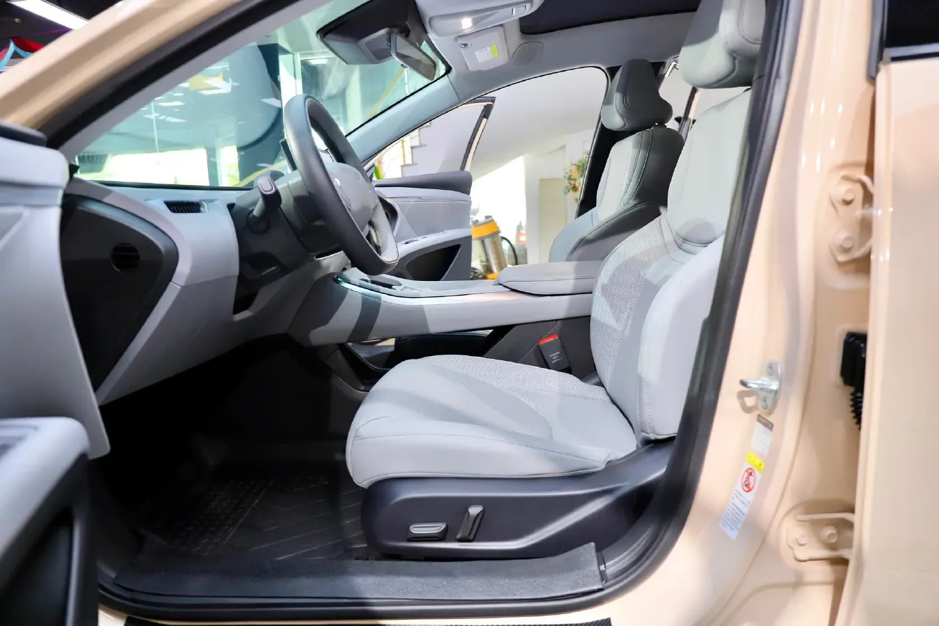 2024 Xpeng MONA M03 BEV 62.2KWH,autocango,china used car exporter,china ev exporter,chinese used car exporter,chinese used ev exporter