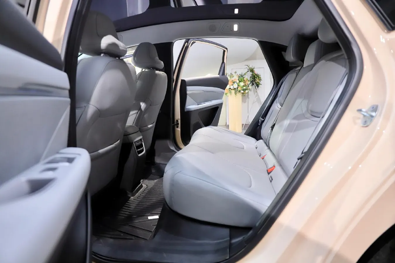 2024 Xpeng MONA M03 BEV 62.2KWH,autocango,china used car exporter,china ev exporter,chinese used car exporter,chinese used ev exporter