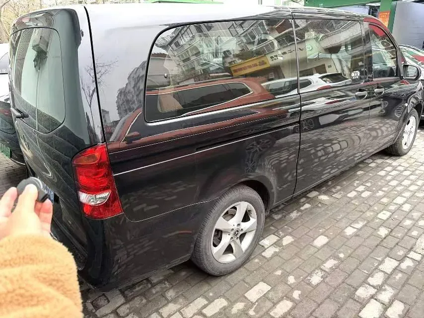 2020 Mercedes-Benz Vito 2.0T 211HP L4 9AT,autocango,china used car exporter,china ev exporter,chinese used car exporter,chinese used ev exporter