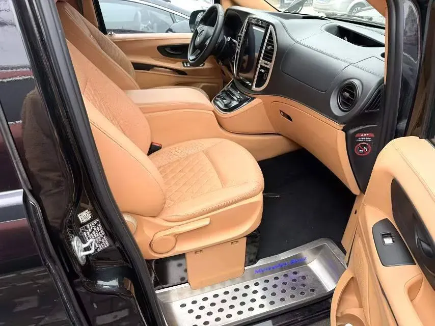 2020 Mercedes-Benz Vito 2.0T 211HP L4 9AT,autocango,china used car exporter,china ev exporter,chinese used car exporter,chinese used ev exporter