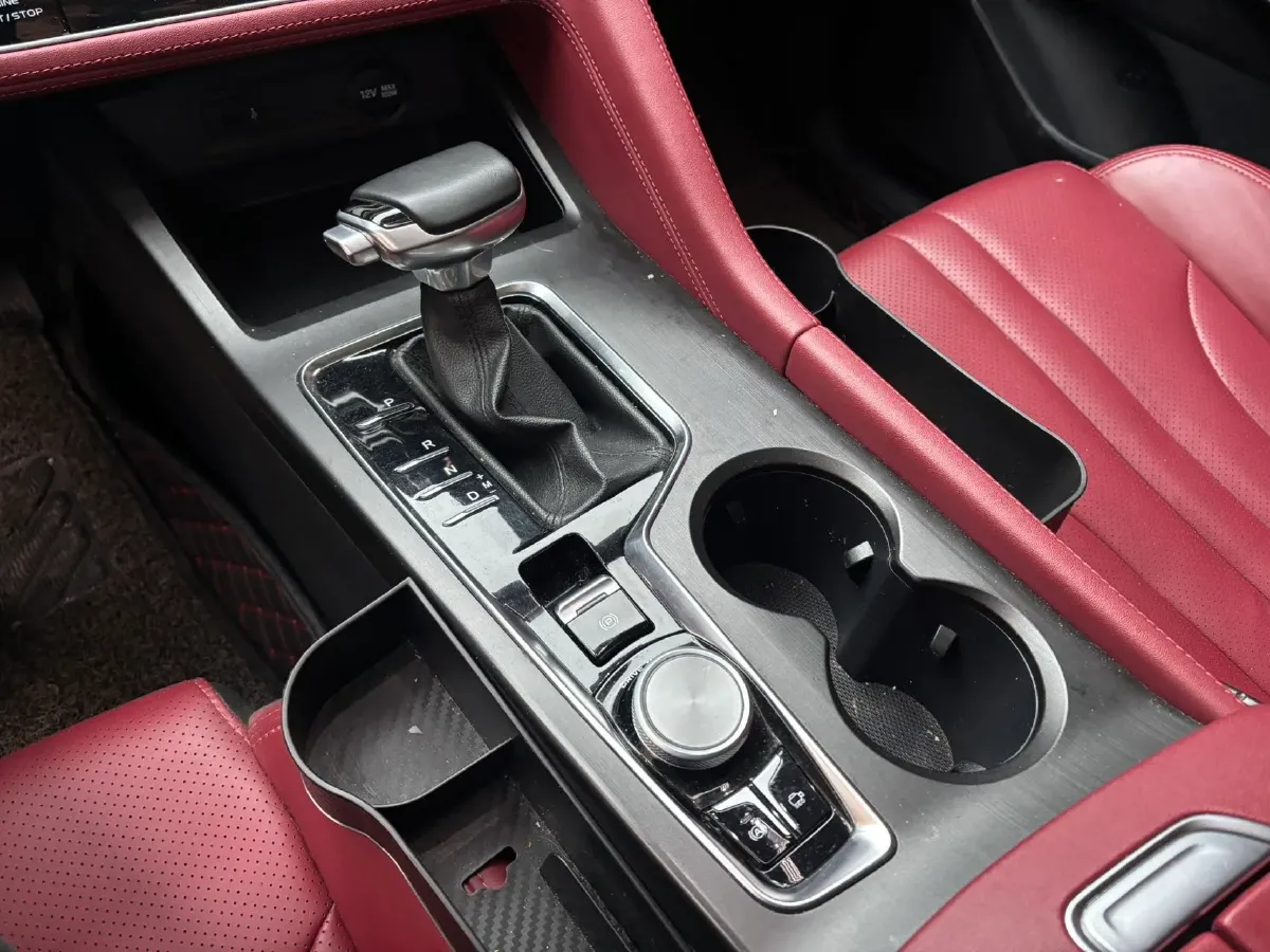 2021 ChangAn CS75 Plus 1.5T 178HP L4 6AT,autocango,china used car exporter,china ev exporter,chinese used car exporter,chinese used ev exporter