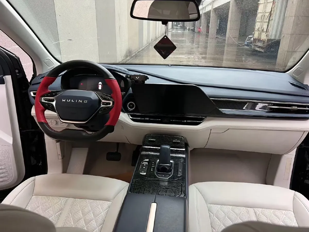 2023 WuLing KaiJie 2.0L 136HP L4 1DHT Hybrid,autocango,china used car exporter,china ev exporter,chinese used car exporter,chinese used ev exporter