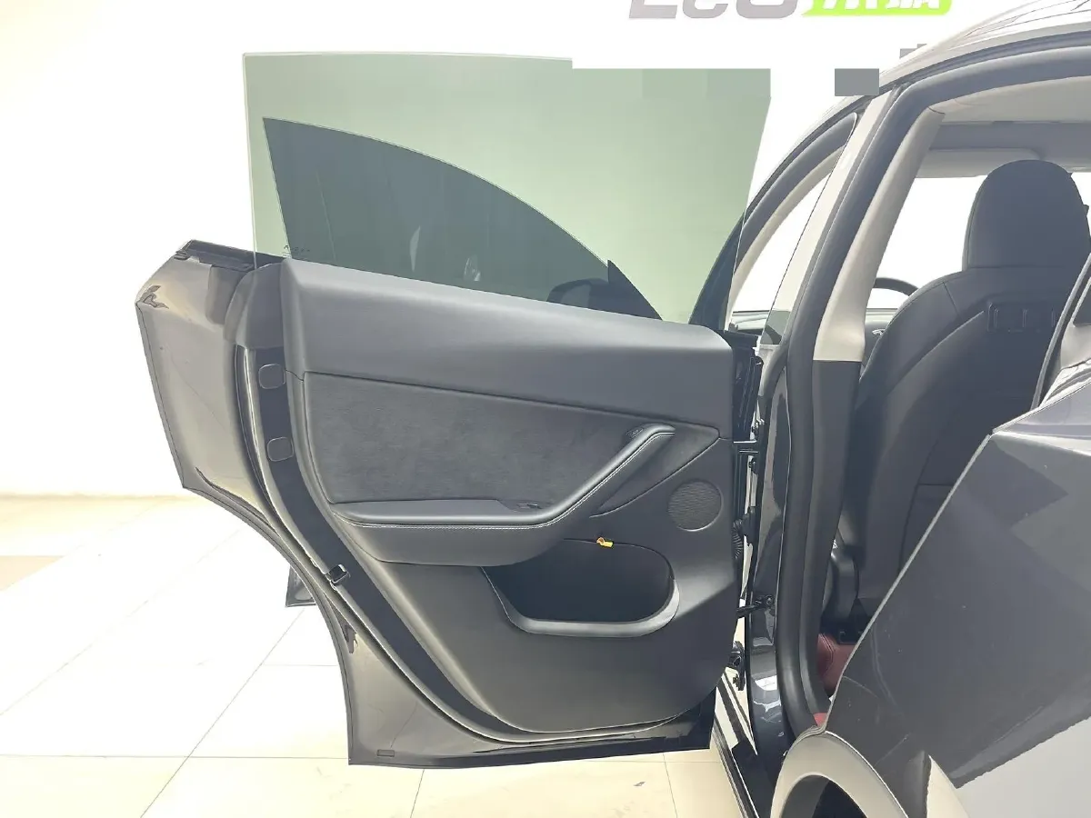 2024 Iveco OuSheng BEV 77.28KWH,autocango,china used car exporter,china ev exporter,chinese used car exporter,chinese used ev exporter