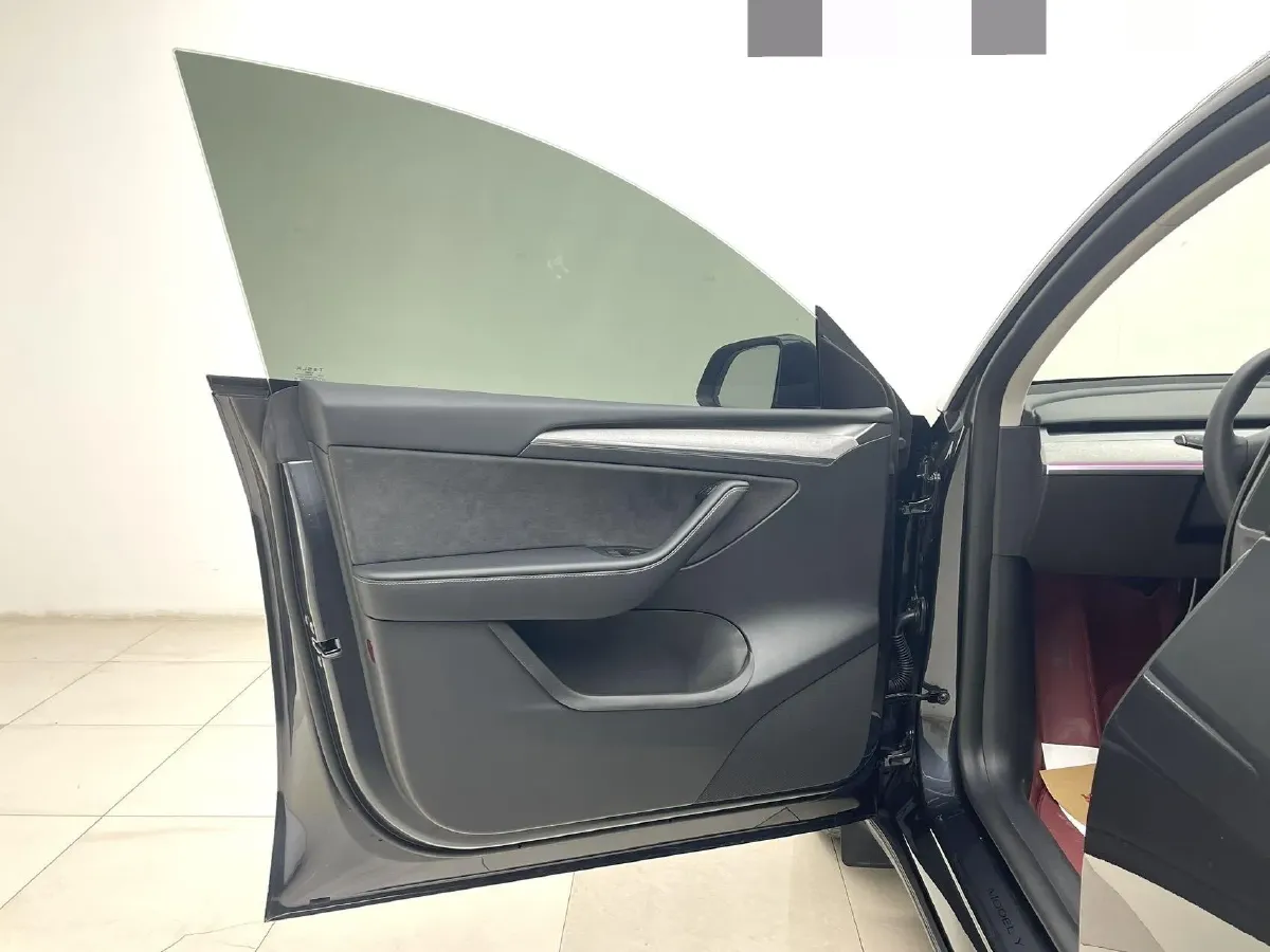 2024 Iveco OuSheng BEV 77.28KWH,autocango,china used car exporter,china ev exporter,chinese used car exporter,chinese used ev exporter