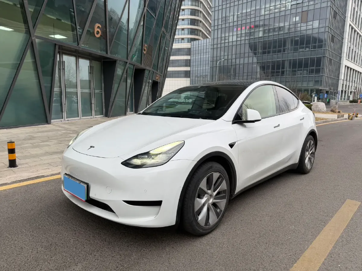 2022 Tesla Model Y BEV 60KWH,autocango,china used car exporter,china ev exporter,chinese used car exporter,chinese used ev exporter