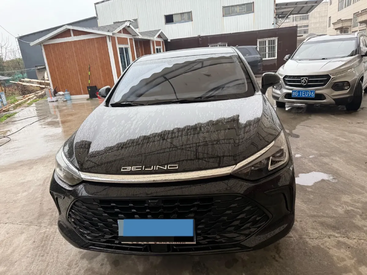 2020 BeiJing Auto U5 1.5L 116HP L4 5MT,autocango,china used car exporter,china ev exporter,chinese used car exporter,chinese used ev exporter