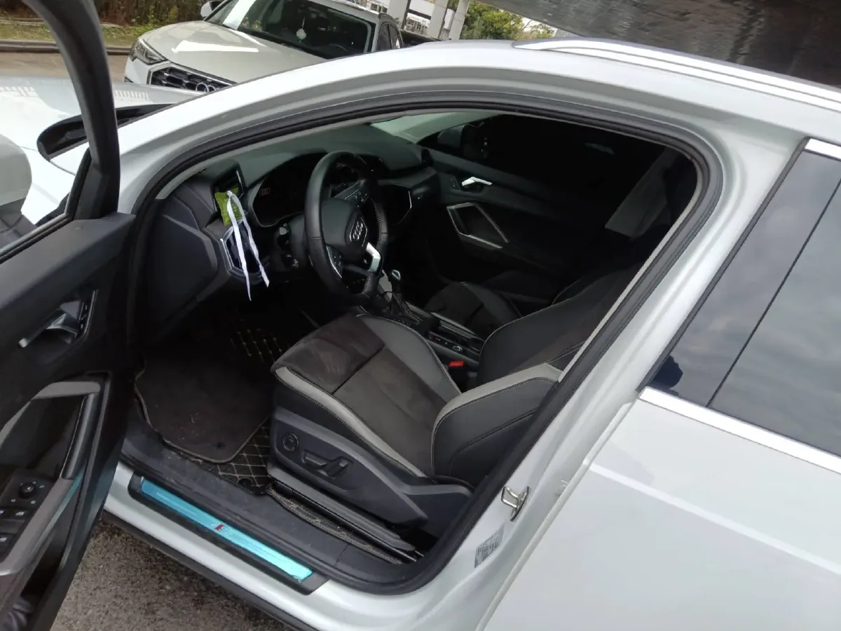 2021 Audi Q3 1.4T 150HP L4 7DCT,autocango,china used car exporter,china ev exporter,chinese used car exporter,chinese used ev exporter