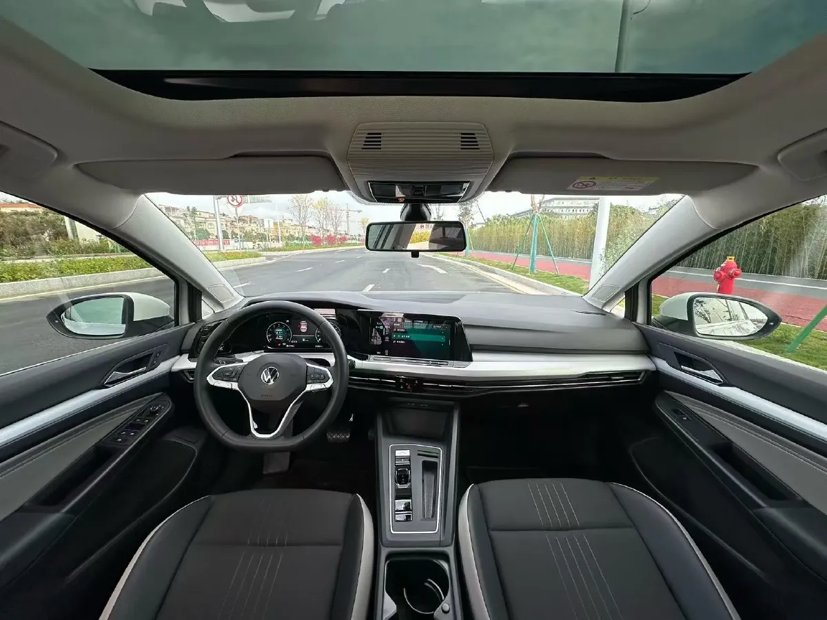 2021 Volkswagen Golf 1.4T 150HP L4 7DCT,autocango,china used car exporter,china ev exporter,chinese used car exporter,chinese used ev exporter