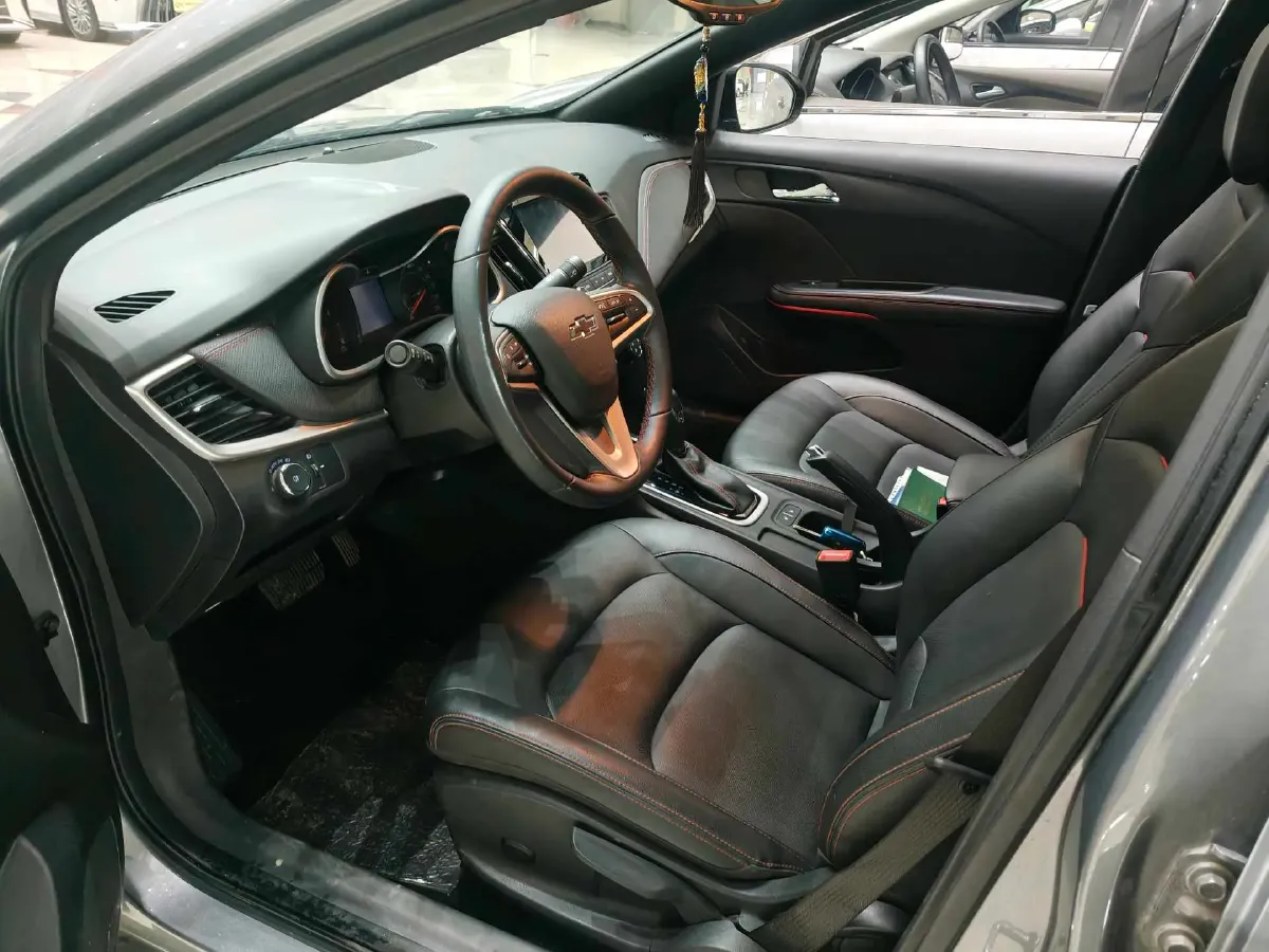2019 Chevrolet Monza 1.3T 163HP L3 6AT,autocango,china used car exporter,china ev exporter,chinese used car exporter,chinese used ev exporter