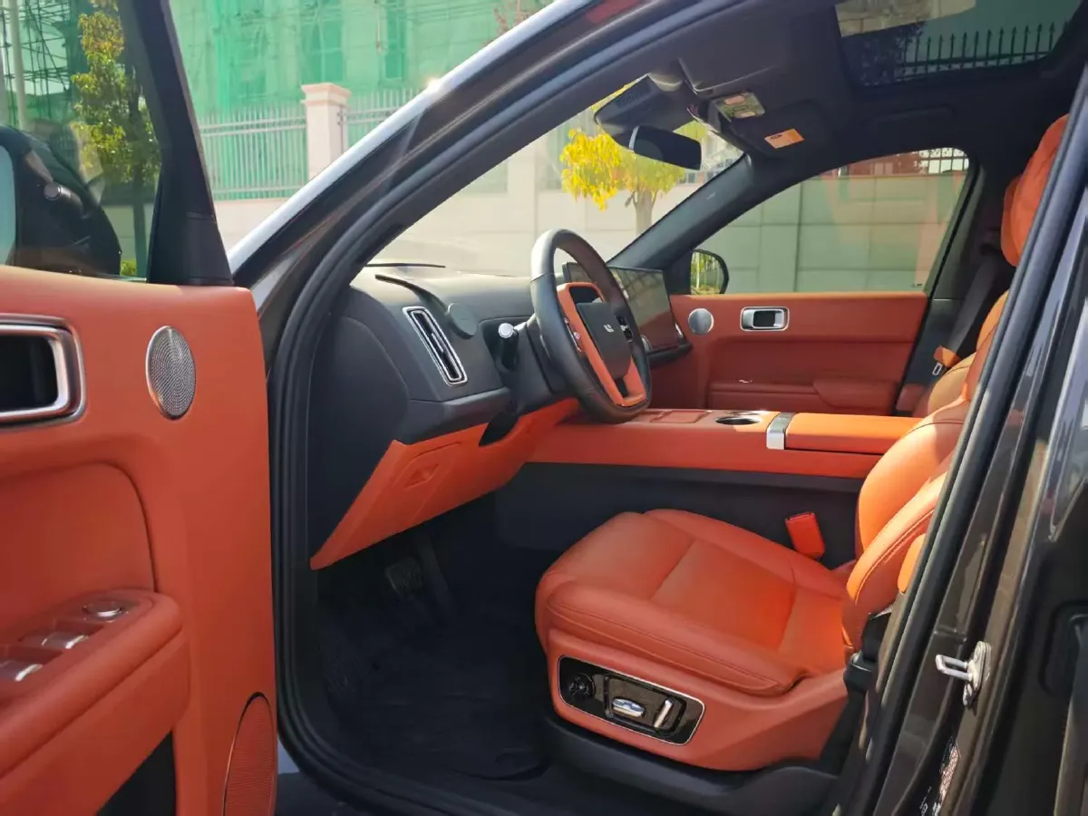 2023 Li L7 Range Extended 154HP REEV 40.9KWH,autocango,china used car exporter,china ev exporter,chinese used car exporter,chinese used ev exporter