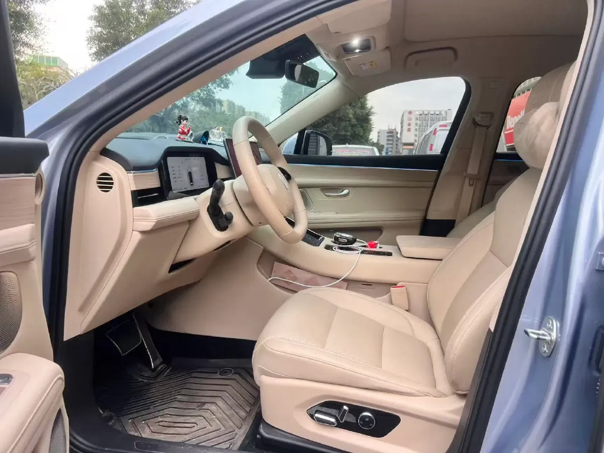 2024 AITO AITO M5 1.5T 152HP L4 REEV 42KWH,autocango,china used car exporter,china ev exporter,chinese used car exporter,chinese used ev exporter