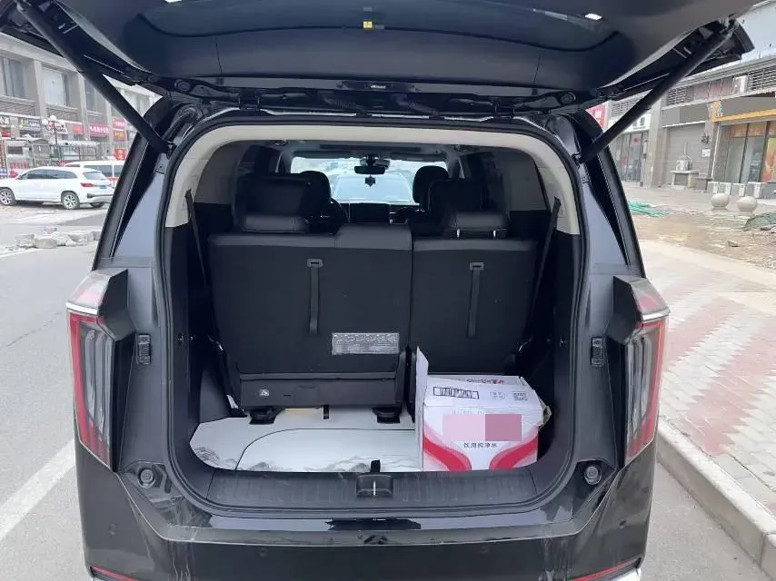 2024 GAC Trumpchi M8 2.0T 252HP L4 8AT,autocango,china used car exporter,china ev exporter,chinese used car exporter,chinese used ev exporter