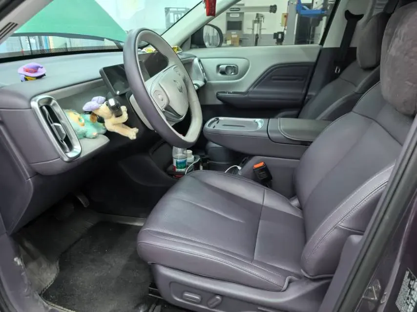 2025 Leapmotor B10 BEV 67.1KWH,autocango,china used car exporter,china ev exporter,chinese used car exporter,chinese used ev exporter