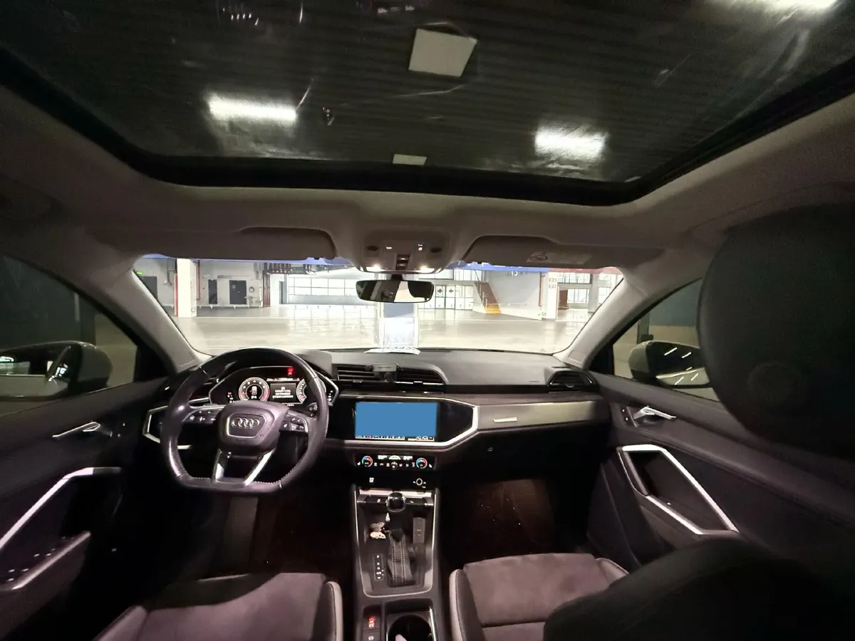 2022 Audi Q3 1.4T 150HP L4 7DCT,autocango,china used car exporter,china ev exporter,chinese used car exporter,chinese used ev exporter