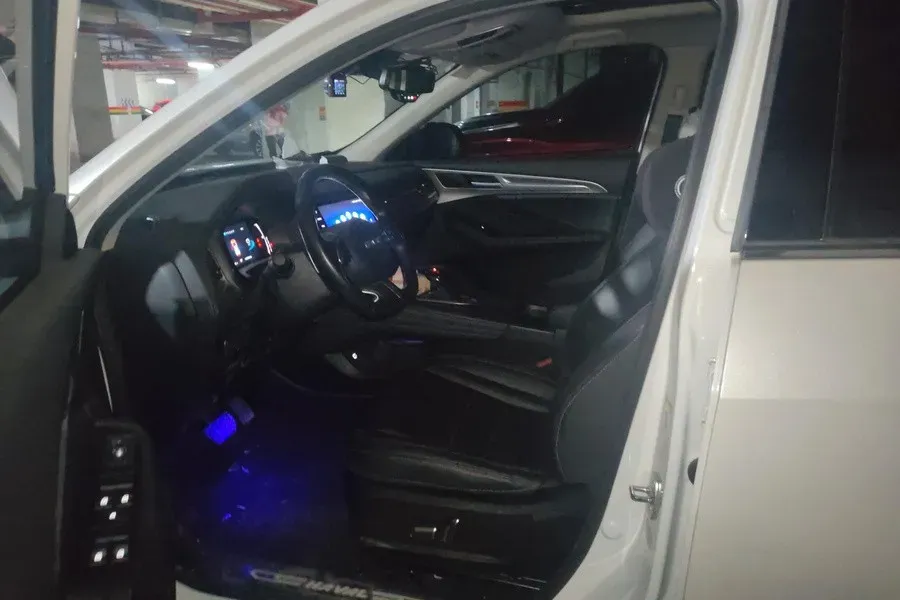 2020 Haval F7 1.5T 169HP L4 7DCT,autocango,china used car exporter,china ev exporter,chinese used car exporter,chinese used ev exporter