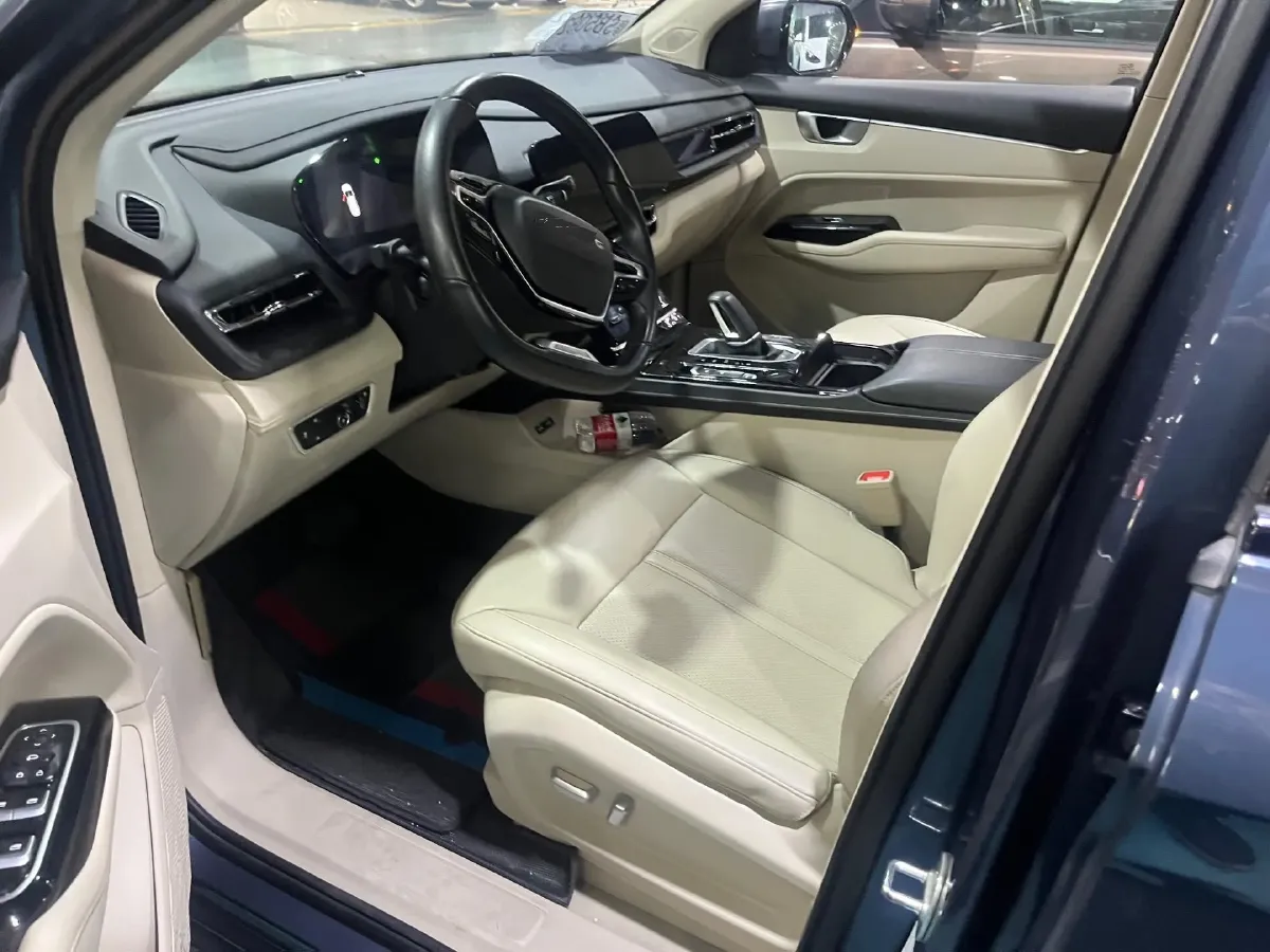 2020 WuLing KaiJie 1.5T 147HP L4 CVT,autocango,china used car exporter,china ev exporter,chinese used car exporter,chinese used ev exporter