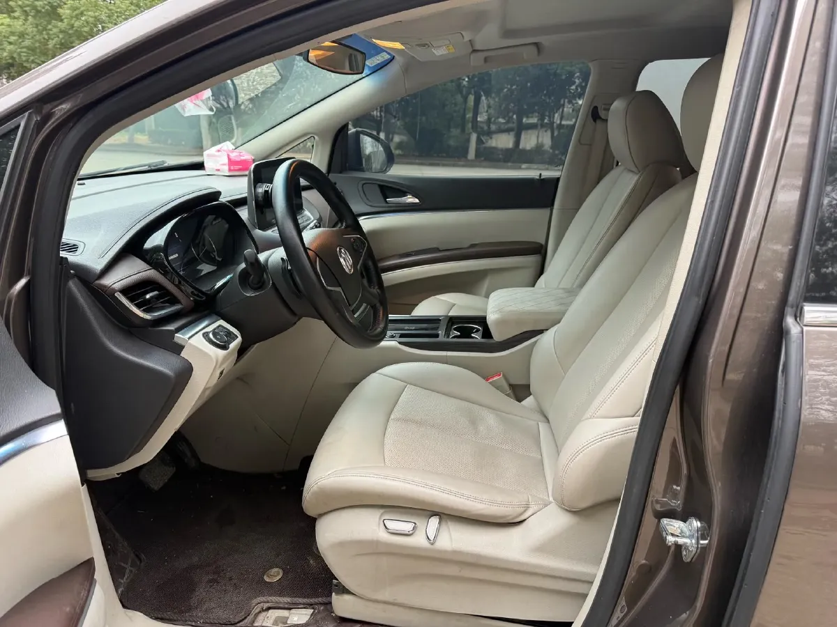 2021 Buick GL8 2.0T 237HP L4 9AT,autocango,china used car exporter,china ev exporter,chinese used car exporter,chinese used ev exporter