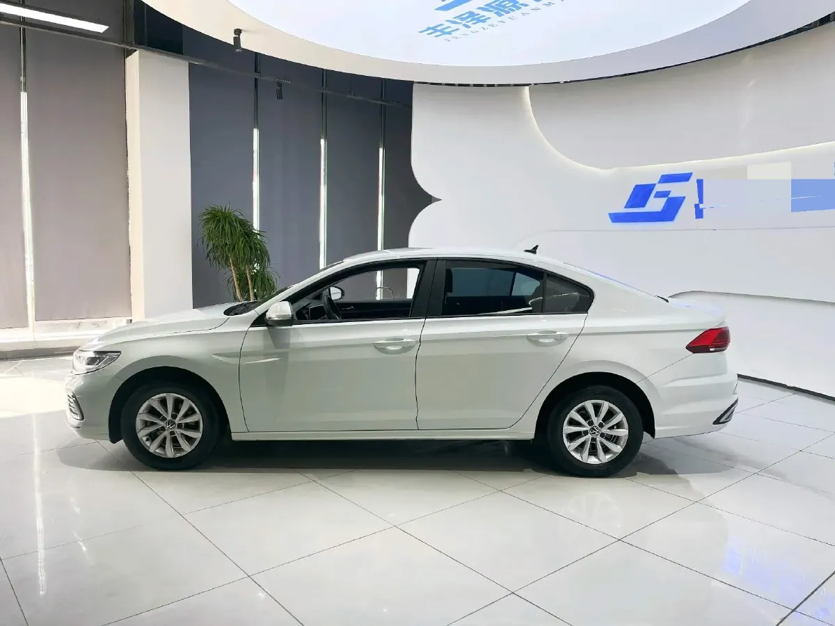 2024 Volkswagen Bora 1.2T 116HP L4 7DCT,autocango,china used car exporter,china ev exporter,chinese used car exporter,chinese used ev exporter