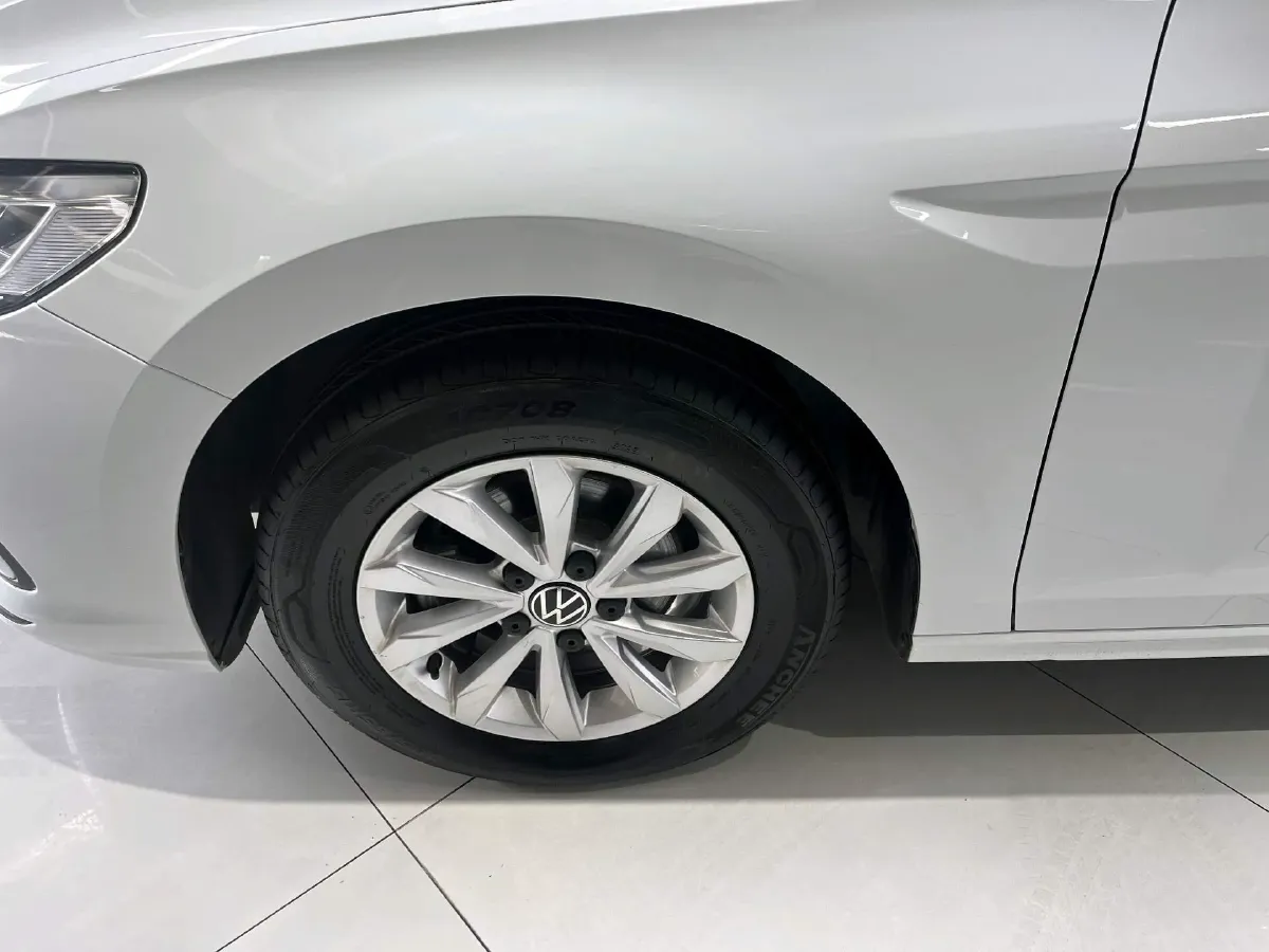 2024 Volkswagen Bora 1.2T 116HP L4 7DCT,autocango,china used car exporter,china ev exporter,chinese used car exporter,chinese used ev exporter