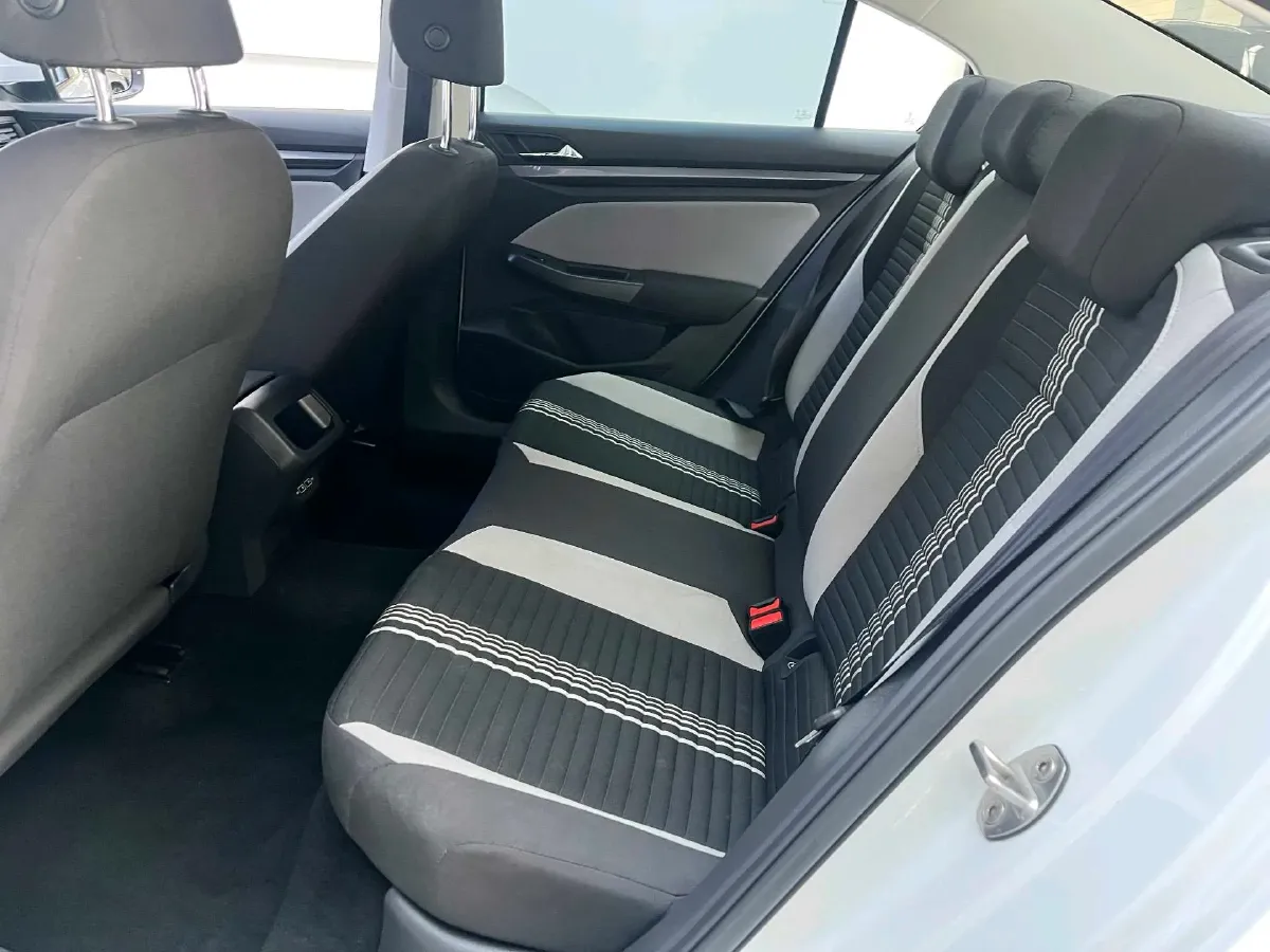 2024 Volkswagen Bora 1.2T 116HP L4 7DCT,autocango,china used car exporter,china ev exporter,chinese used car exporter,chinese used ev exporter