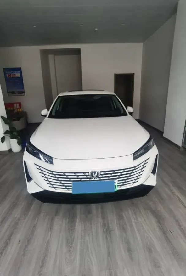 2025 ChangAn EadoPHEV 1.5L 98HP L4 E-CVT PHEV,autocango,china used car exporter,china ev exporter,chinese used car exporter,chinese used ev exporter