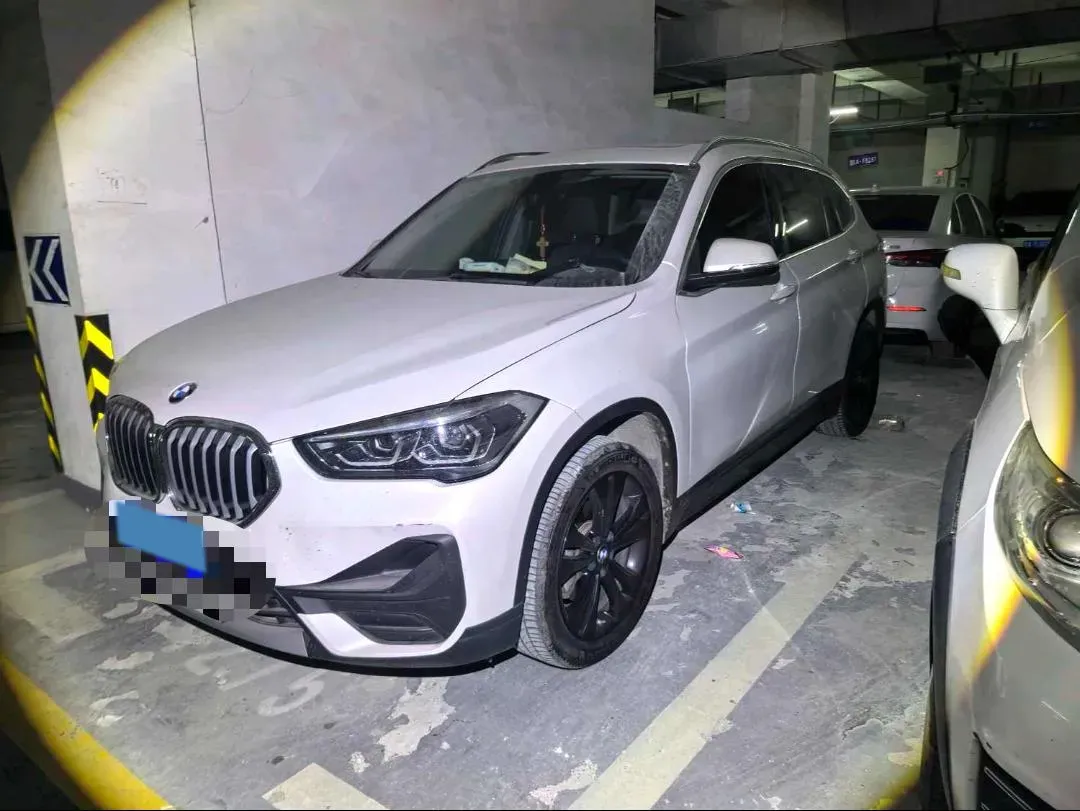 2020 BMW X1 1.5T 140HP L3 7DCT,autocango,china used car exporter,china ev exporter,chinese used car exporter,chinese used ev exporter