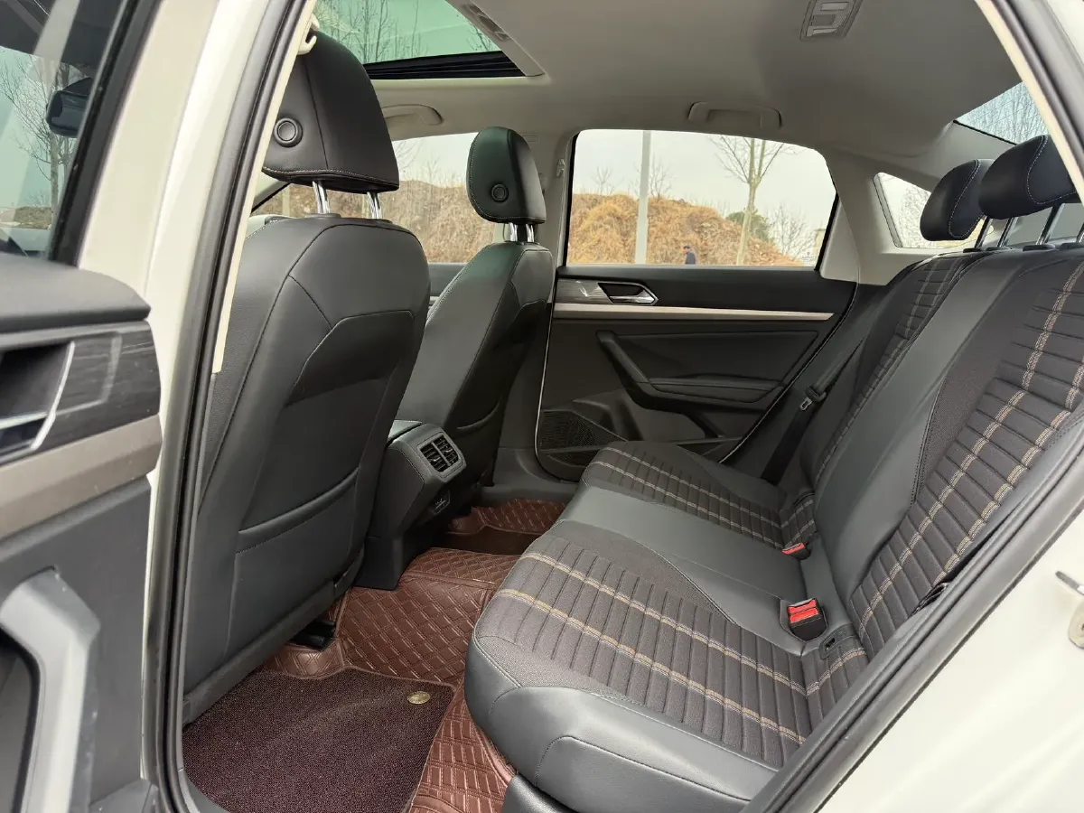 2021 Volkswagen Lavida 1.5L 113HP L4 6AT,autocango,china used car exporter,china ev exporter,chinese used car exporter,chinese used ev exporter